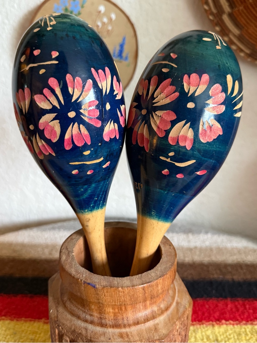 Decorative Mexican Hand Carved and Painted Floral Pair of Maracas - Picture 2 of 4